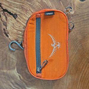 Osprey toiletry bag